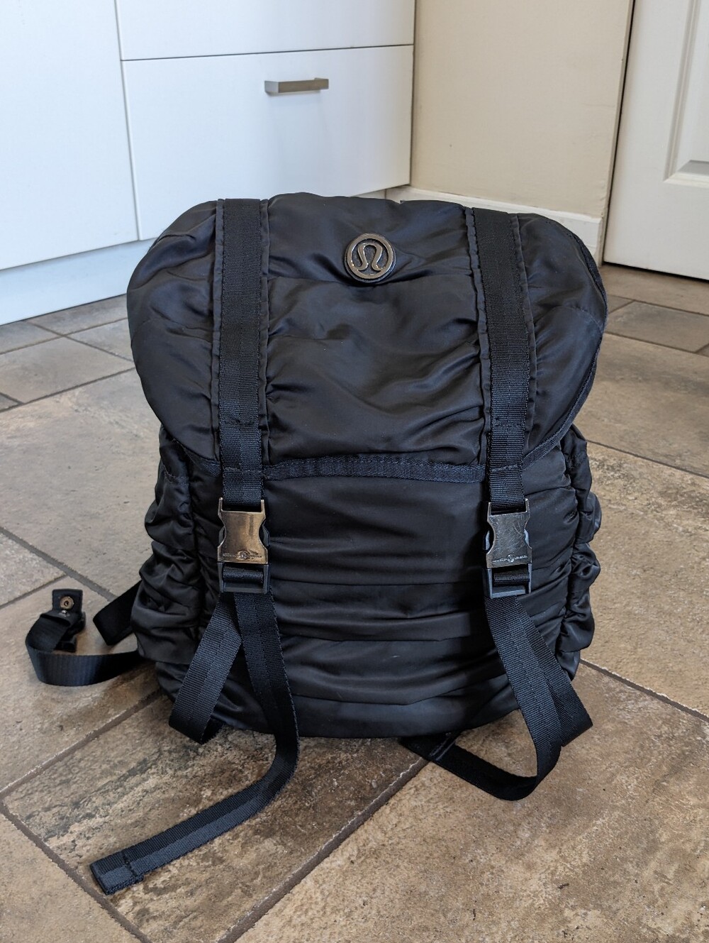 Lululemon Traveling Yogini Rucksack Backpack Travel Vacation School Black 🖤